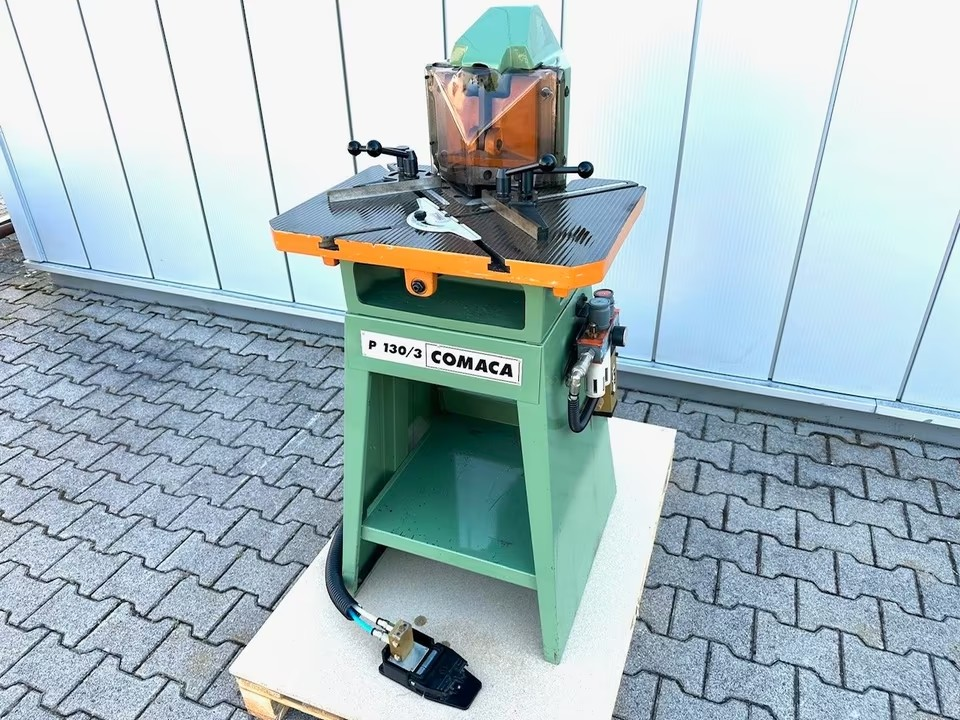 Machine à rainurer COMACA type 130/3mm