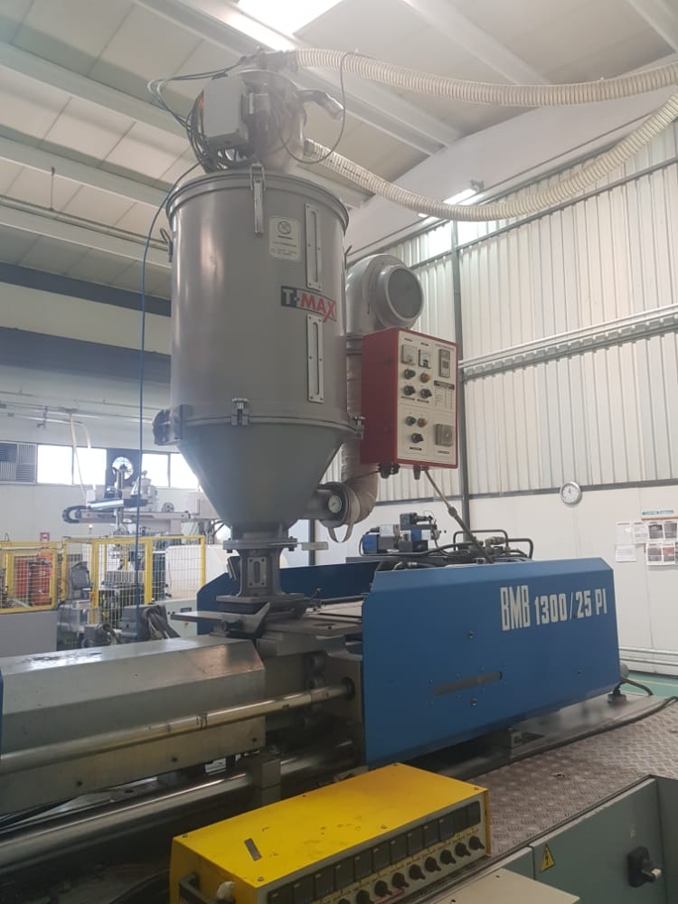 Presse à injecter BMB KW 25PI / 1300