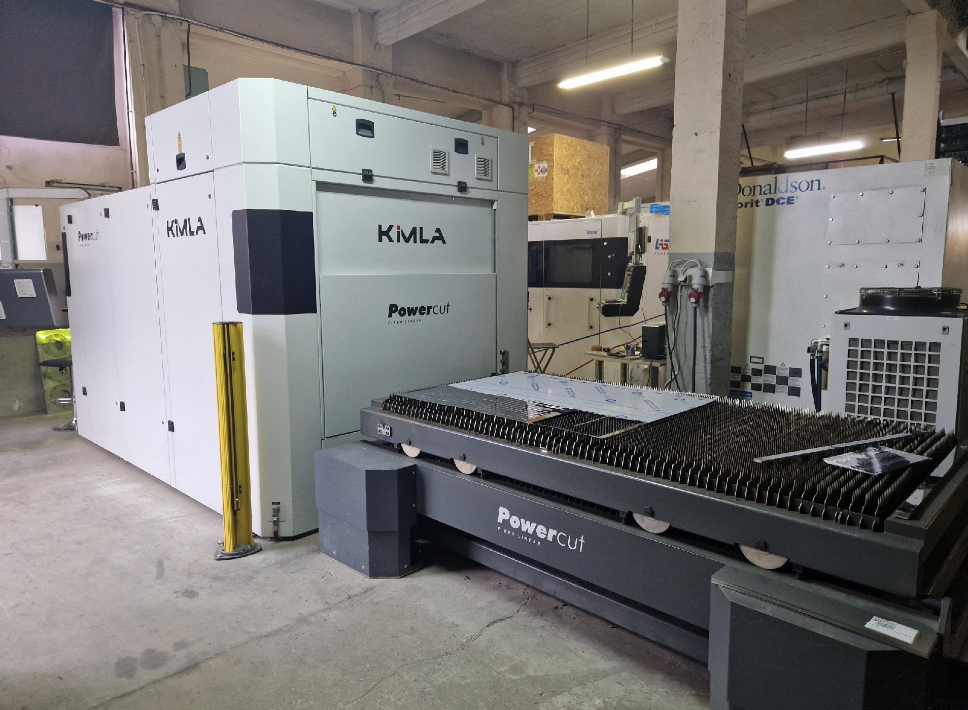 Machine de découpe laser KIMLA POWERCUT LF1020 Faible nombre d'heures