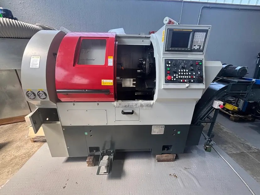 Tour motorisé cnc AVM ANGELINI Clipper d'occasion