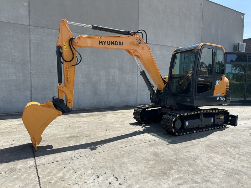 Machine de tôlerie Hyundai R60VS