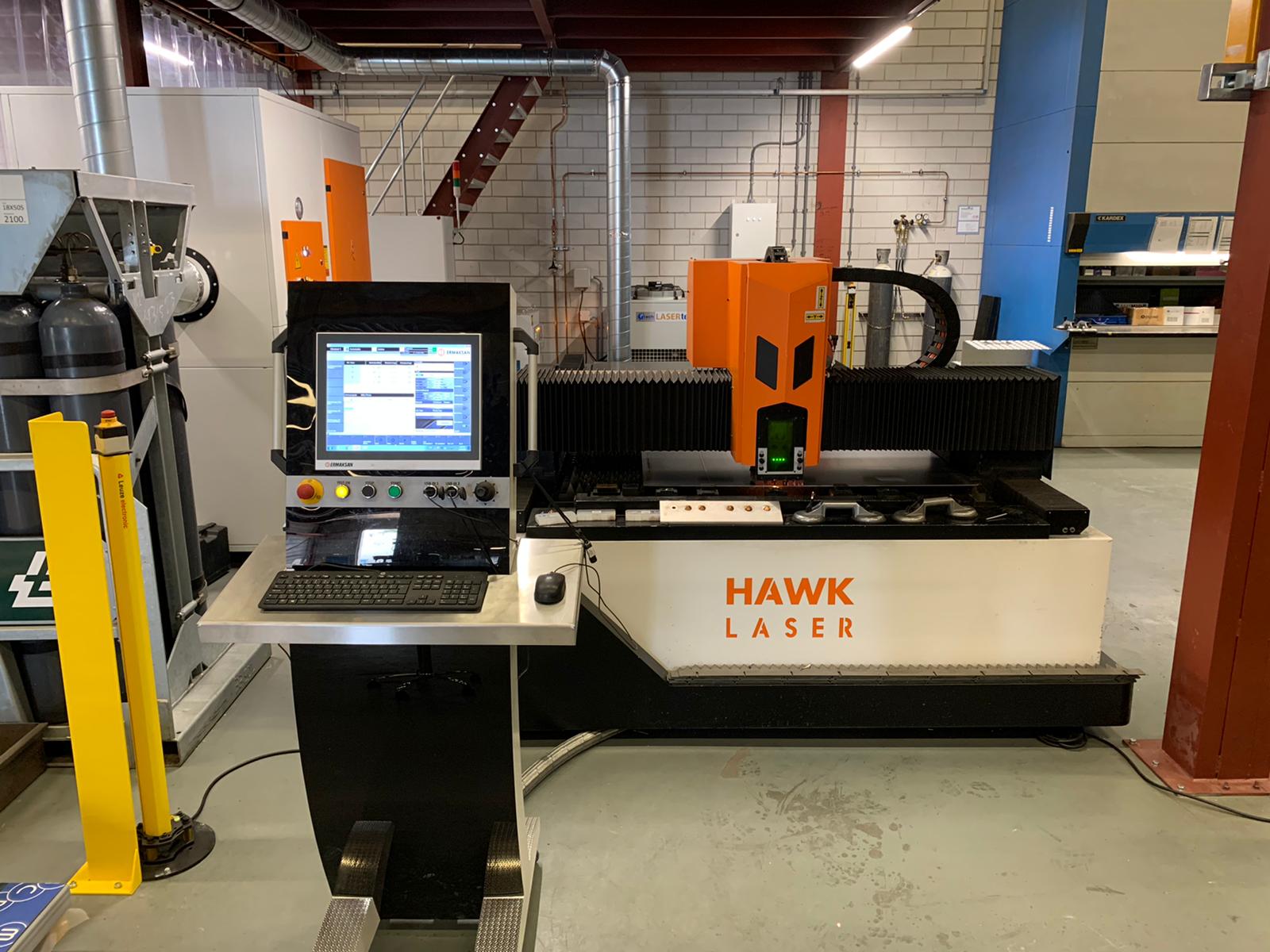 Machine de découpe laser Ermaksan Fiber Hawk 1 kw