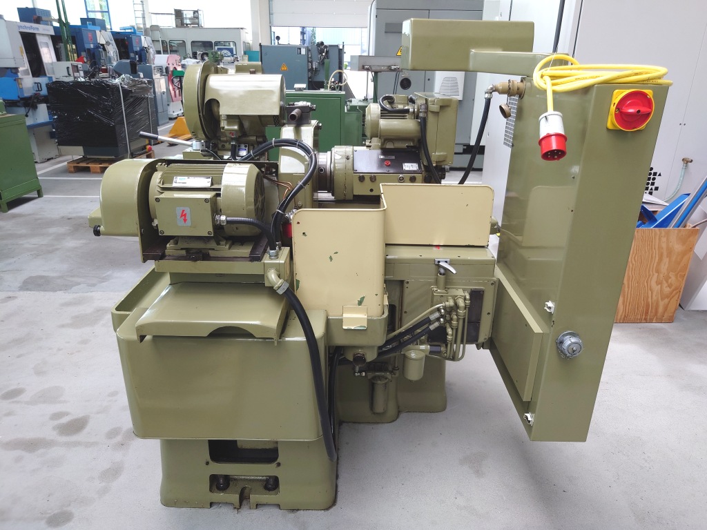 Rectifieuse cylindrique JONES & SHIPMAN 1074 (10x18)