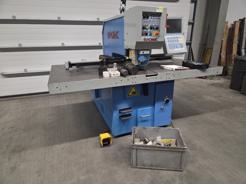 Poinçonneuse à cnc Euromac CX 750 30