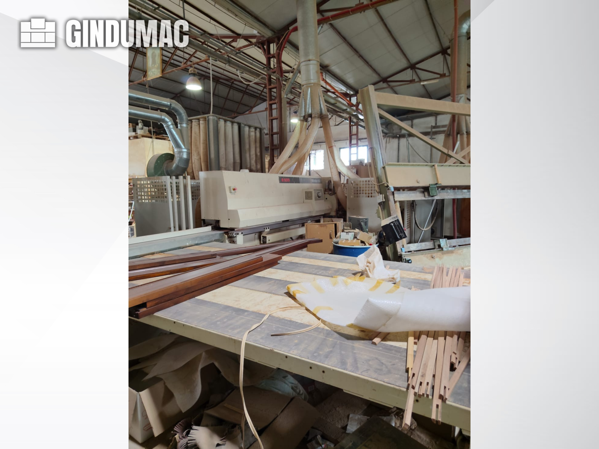 SCM Windor60 Centre d'usinage CNC bois pour portes et fenêtres