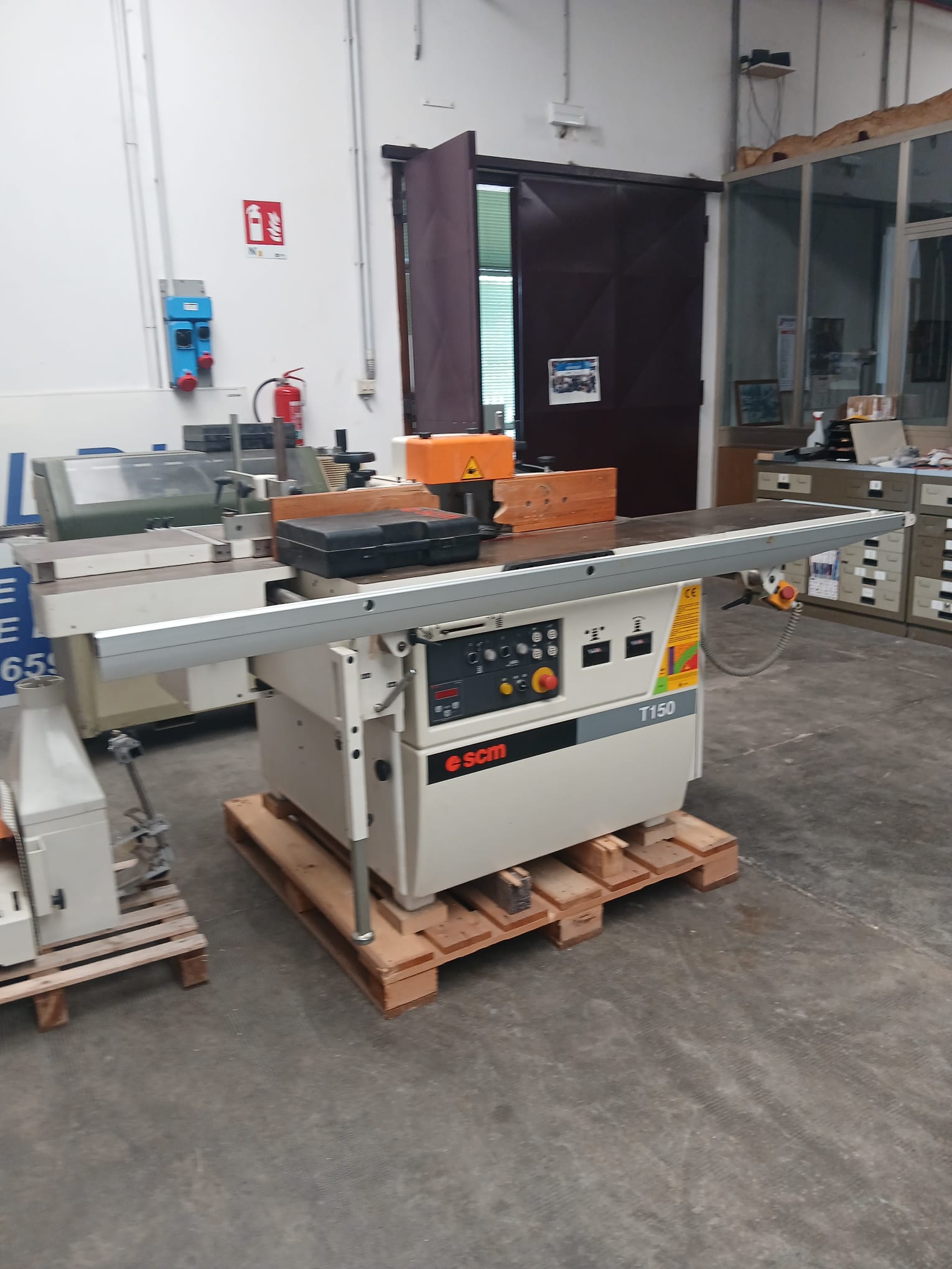 Moulurière multi-têtes SCM T150TL