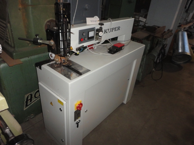 Machine d’aboutage KUPER FW/J - 920 CE