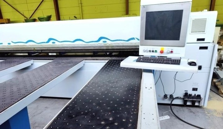 Scie à panneaux HOLZMA OPTIMAT HPP 380/43/43