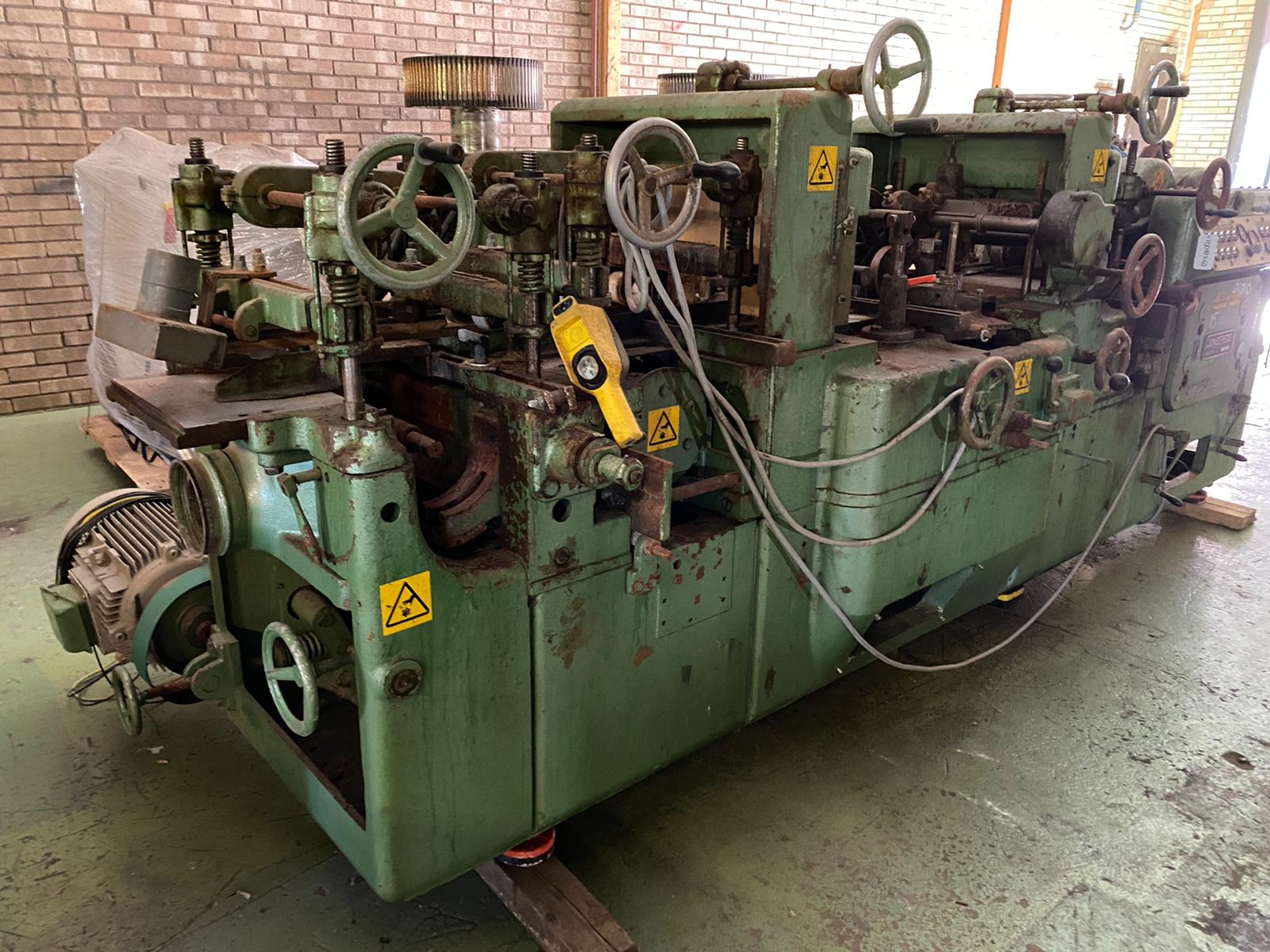 Corroyeuse Jonsered H45B