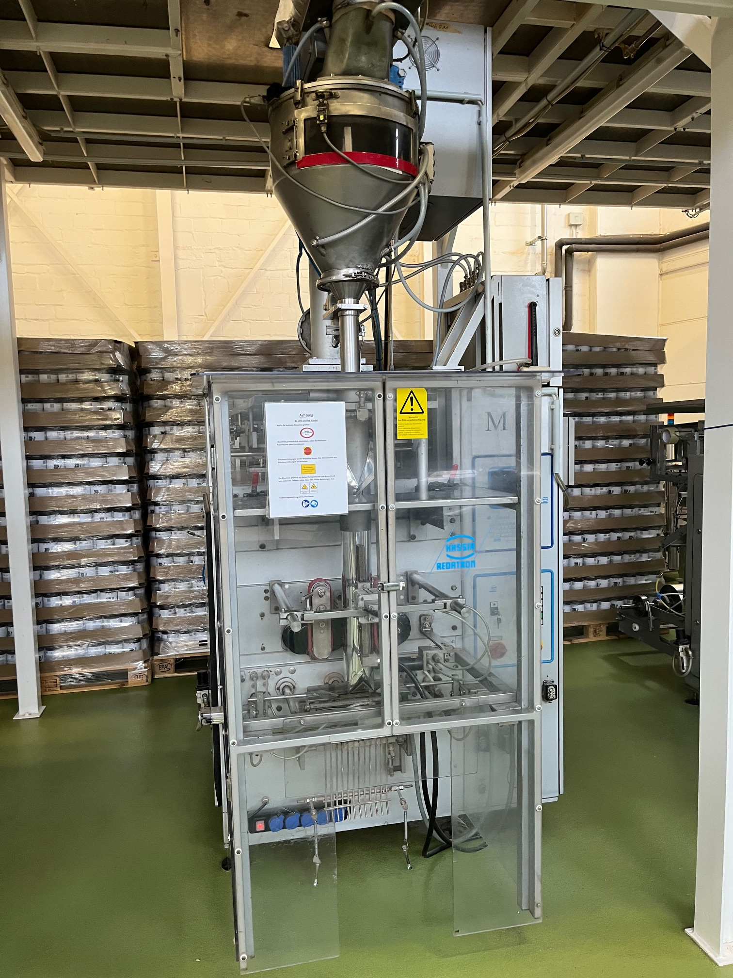 Ligne de formage remplissage operculage Hassia Redatron FlexiBag 40/25