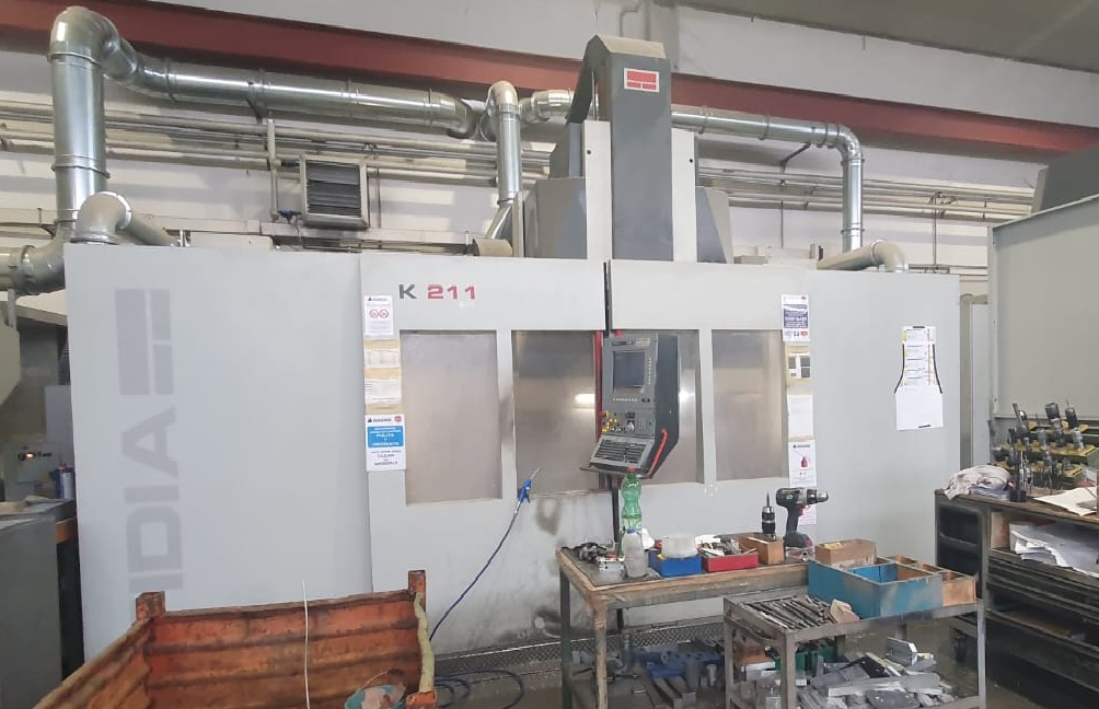 Fraiseuse cnc à banc fixe FIDIA K 211