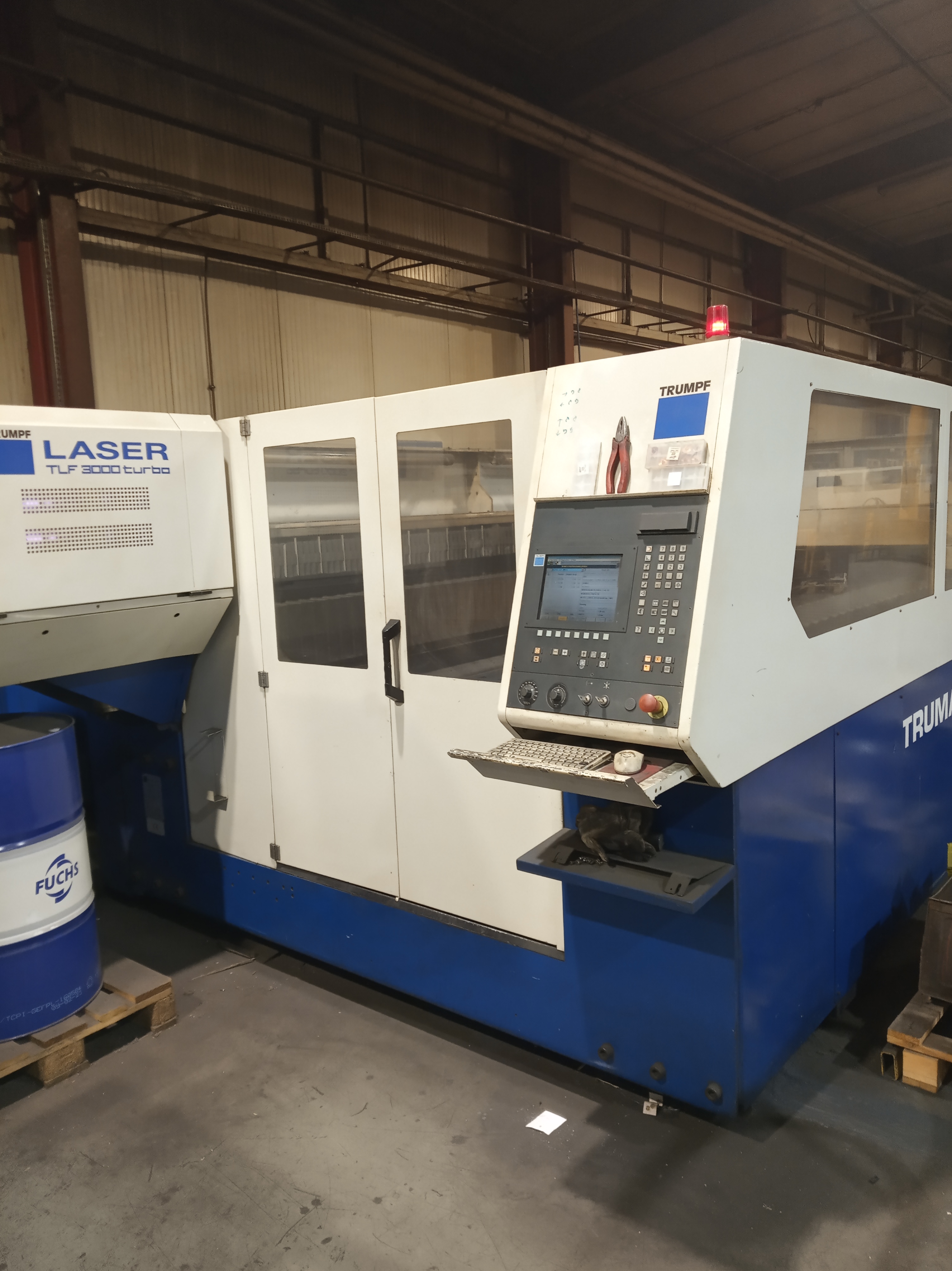 Machine de découpe laser Trumpf Traumatic L3030