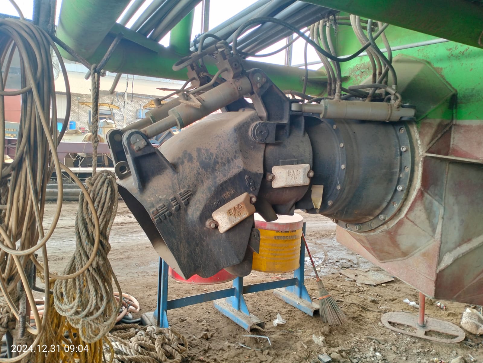 Machines de découpe au jet d’eau MJP 430