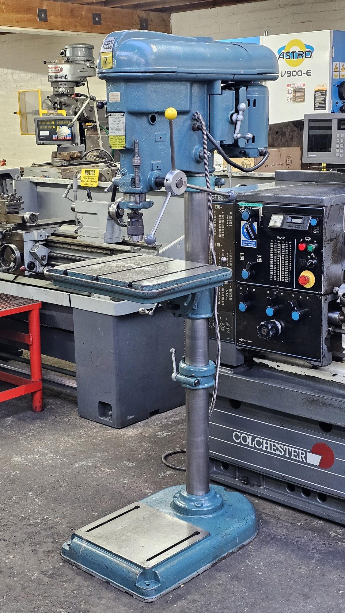 Capacité de forage dans l'acier 7/8" (23mm) FOBCO 7 EIGHT PERCEUSE INDUSTRIELLE PUISSANTE