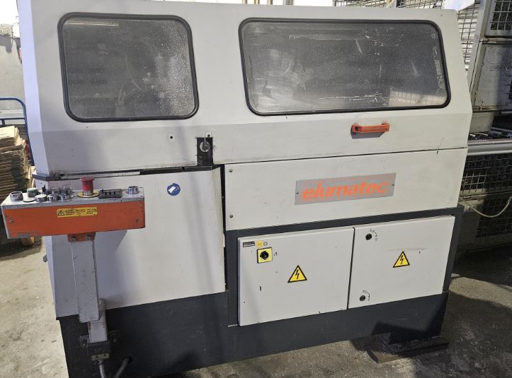 Scie ELUMATEC SA 142/36 pour la coupe de profilés en aluminium