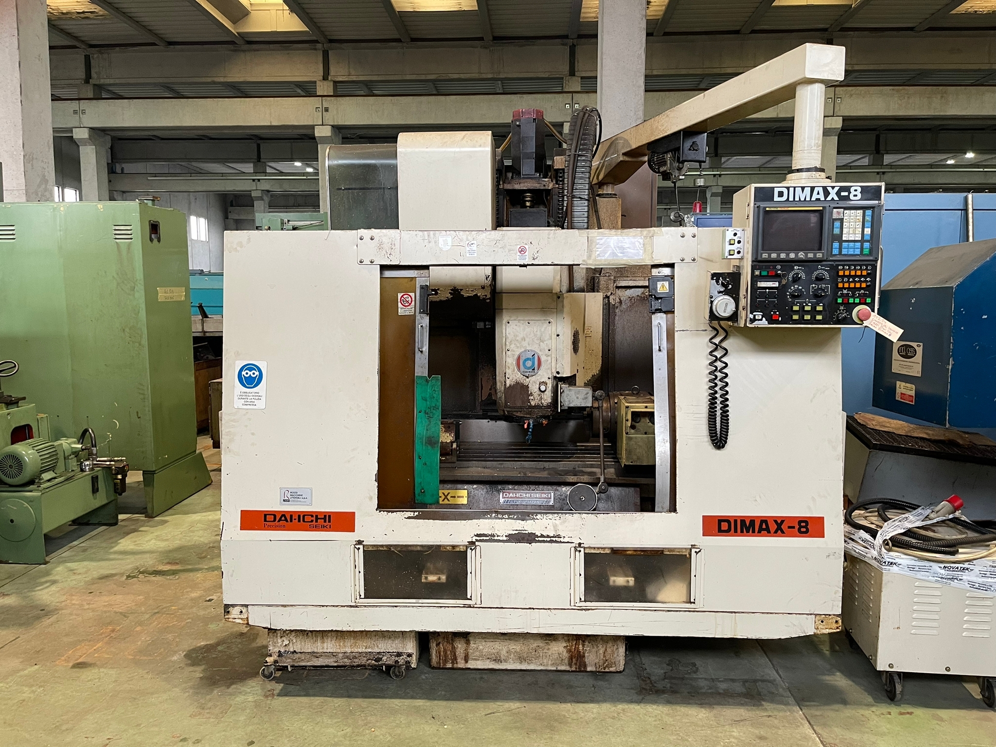 Centre d'usinage vertical DAI CHI SEIKI DIMAX 8