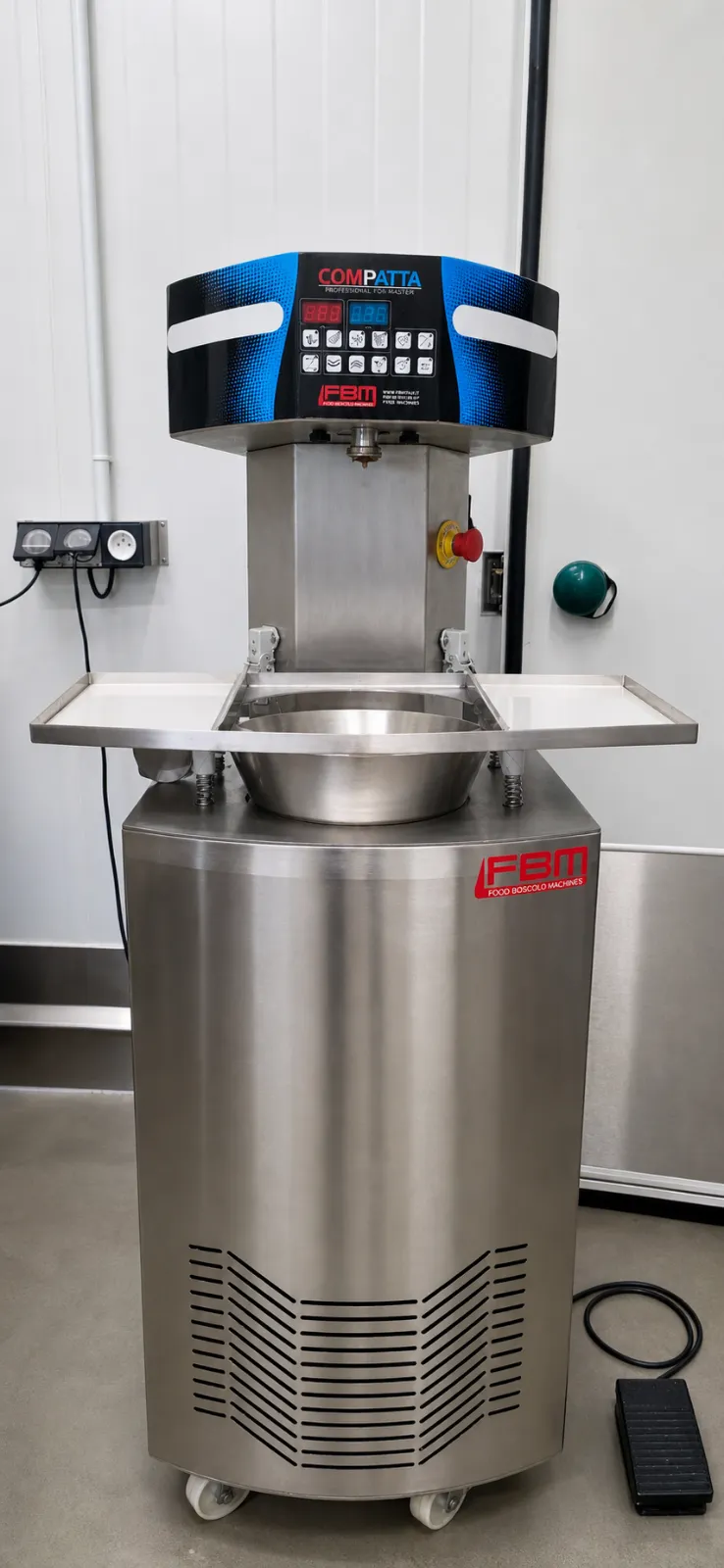 Machine à tempérer le chocolat FBM Compatta 15 kg (2023) – À vendre