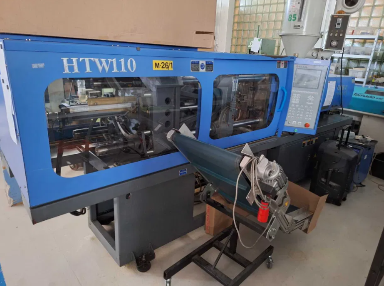 Presse à injecter Haitian HTW 110