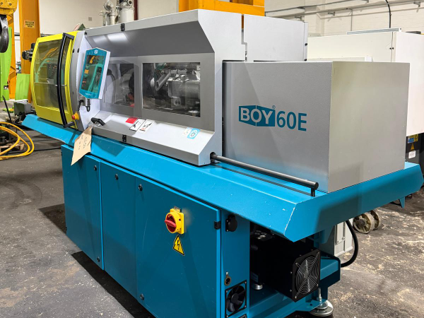 Presse à injecter BOY 60 E