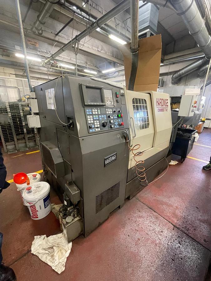 Tour cnc avec outils fixes Hardinge T42 d'occasion