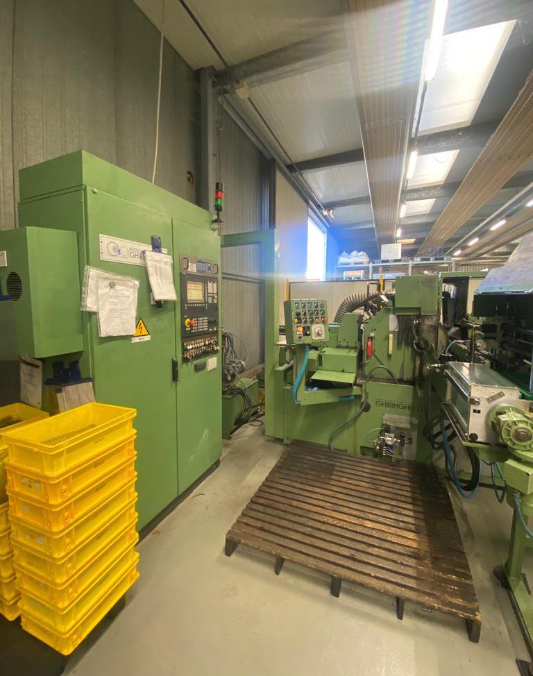 Rectifieuse sans centres GHIRINGHELLI M 250 CN
