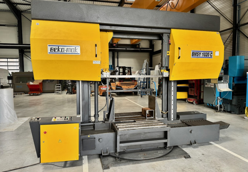 Scie à ruban BEKAMAK BMSY 1020 C pour métal