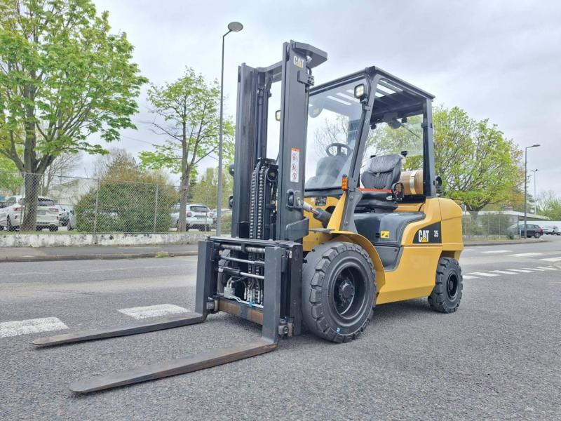 Chariot élévateur diesel Caterpillar GP35 NTD