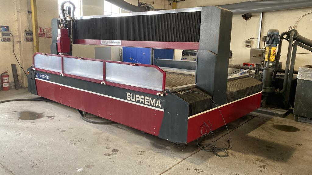 Machine de découpe jet d'eau WaterJet SUPREMA x5 612 - SL PRO 60 2