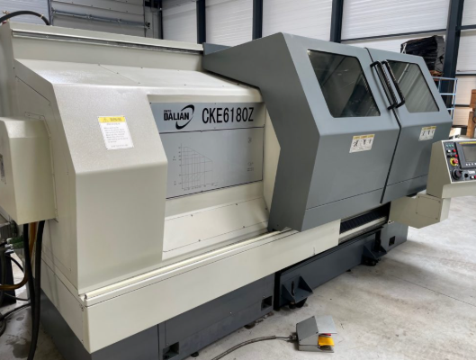 Tour cnc avec outils fixes DMTG CKE 6180 Z d'occasion