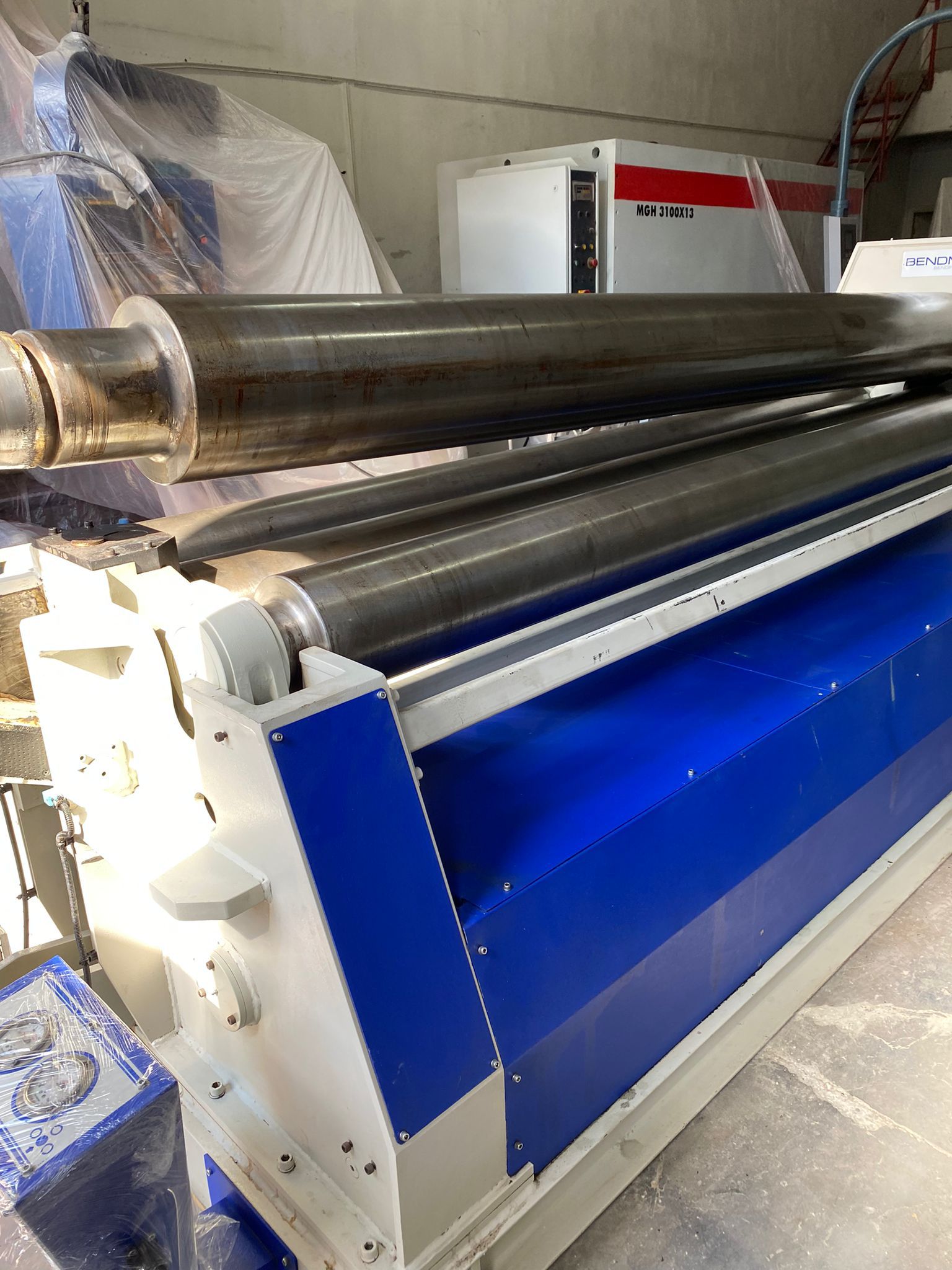 Rouleuse à 4 rouleaux Bendmak 3000 mm / 13 mm Bonne affaire
