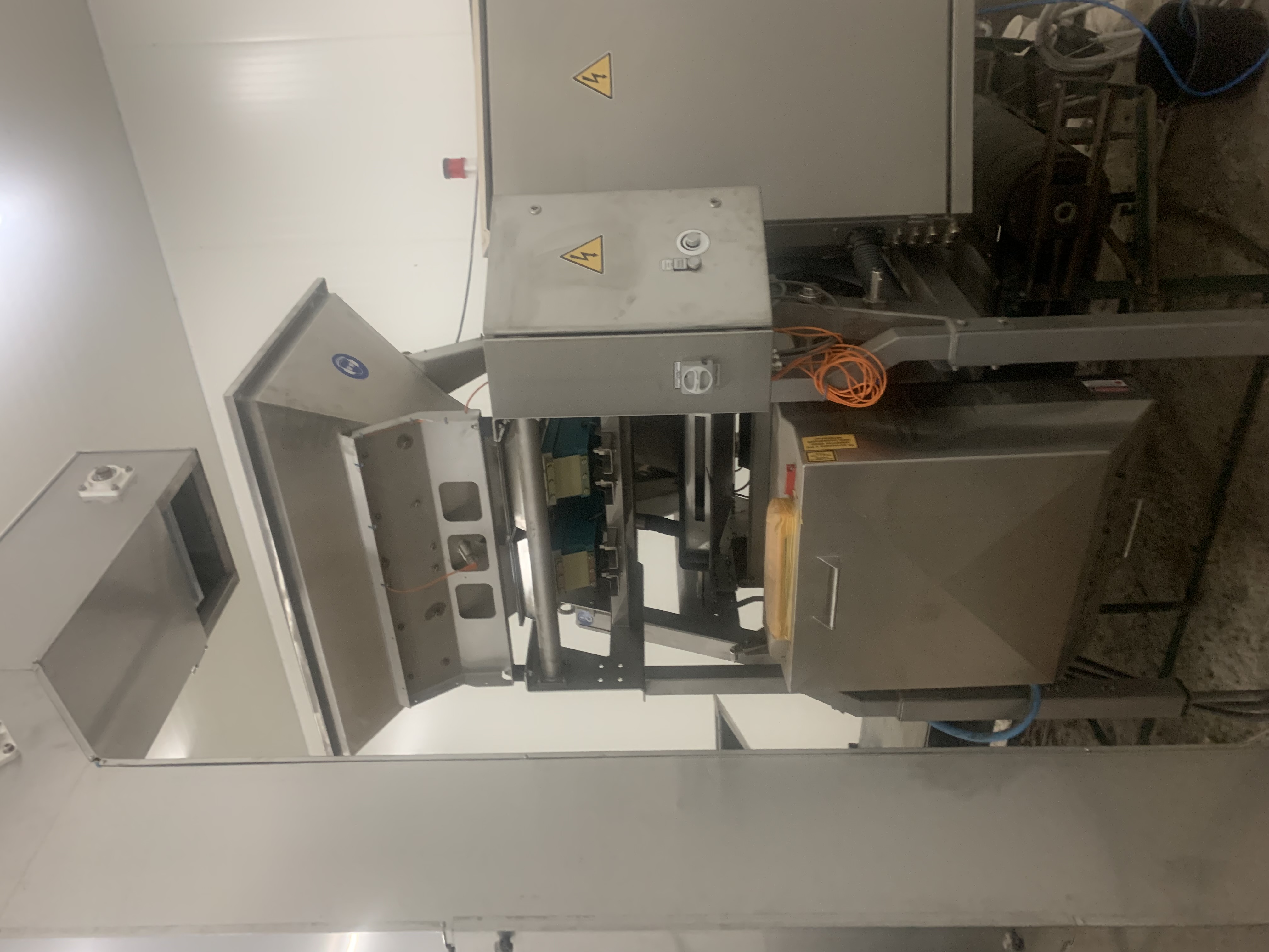 Machine de tri optique TOMRA Nimbus BSI+ 640
