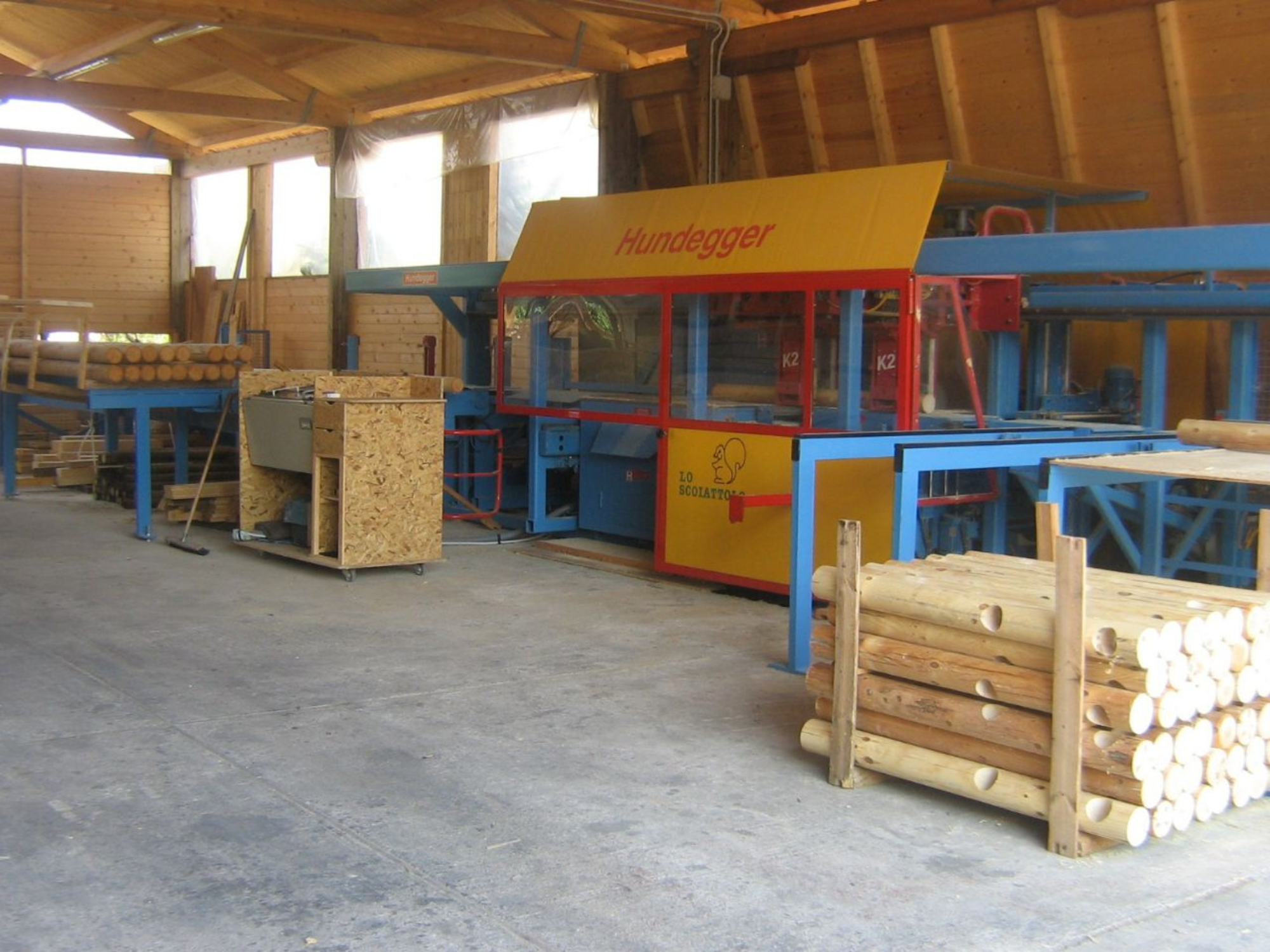 Centre d'usinage CNC pour le bois HUNDEGGER K2 4 axis