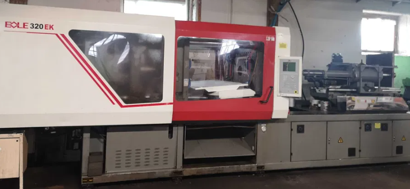 Presse à injecter BOLE 320 EK