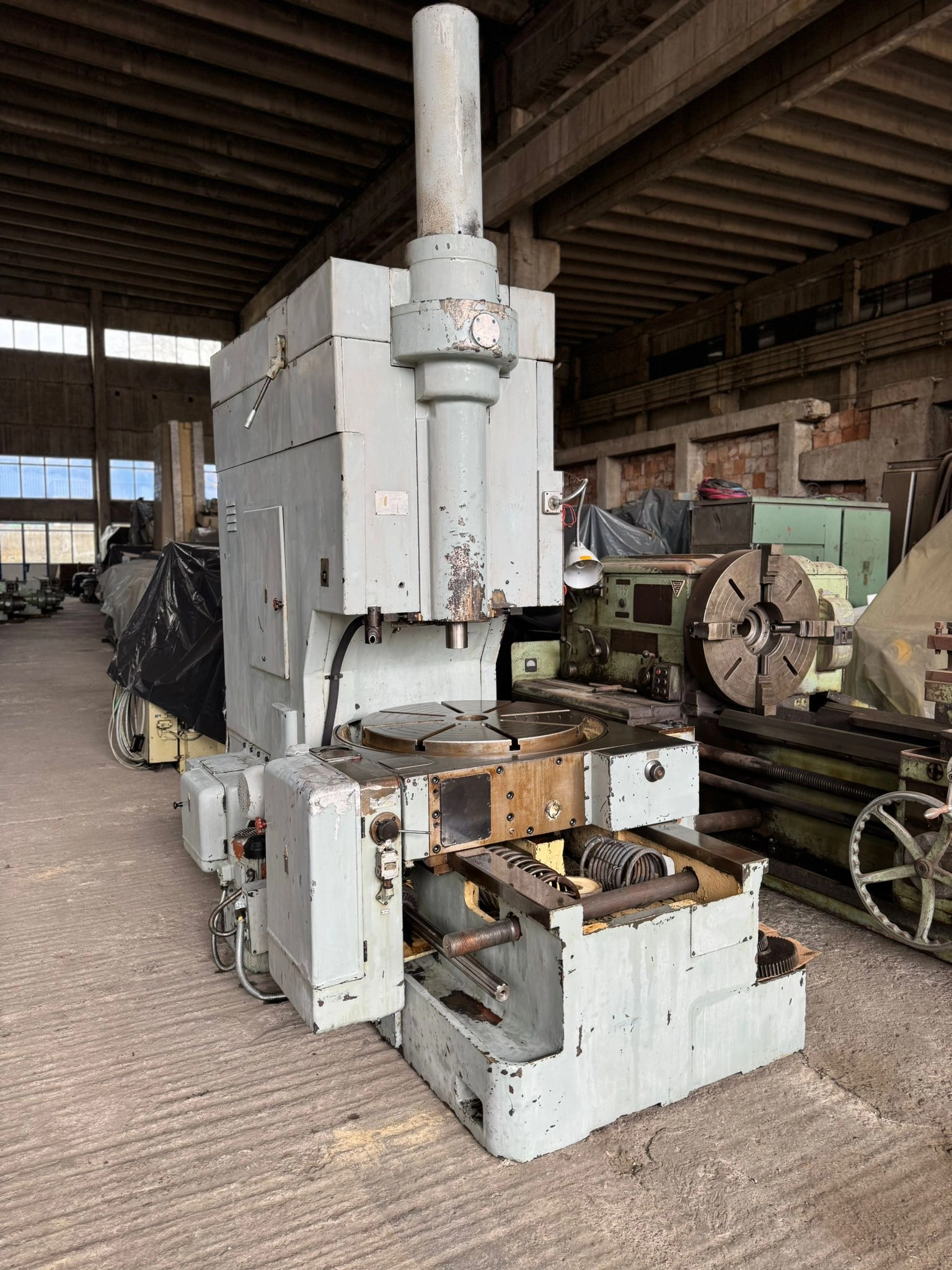 Machine à tailler les engrenages STANKO 5M150