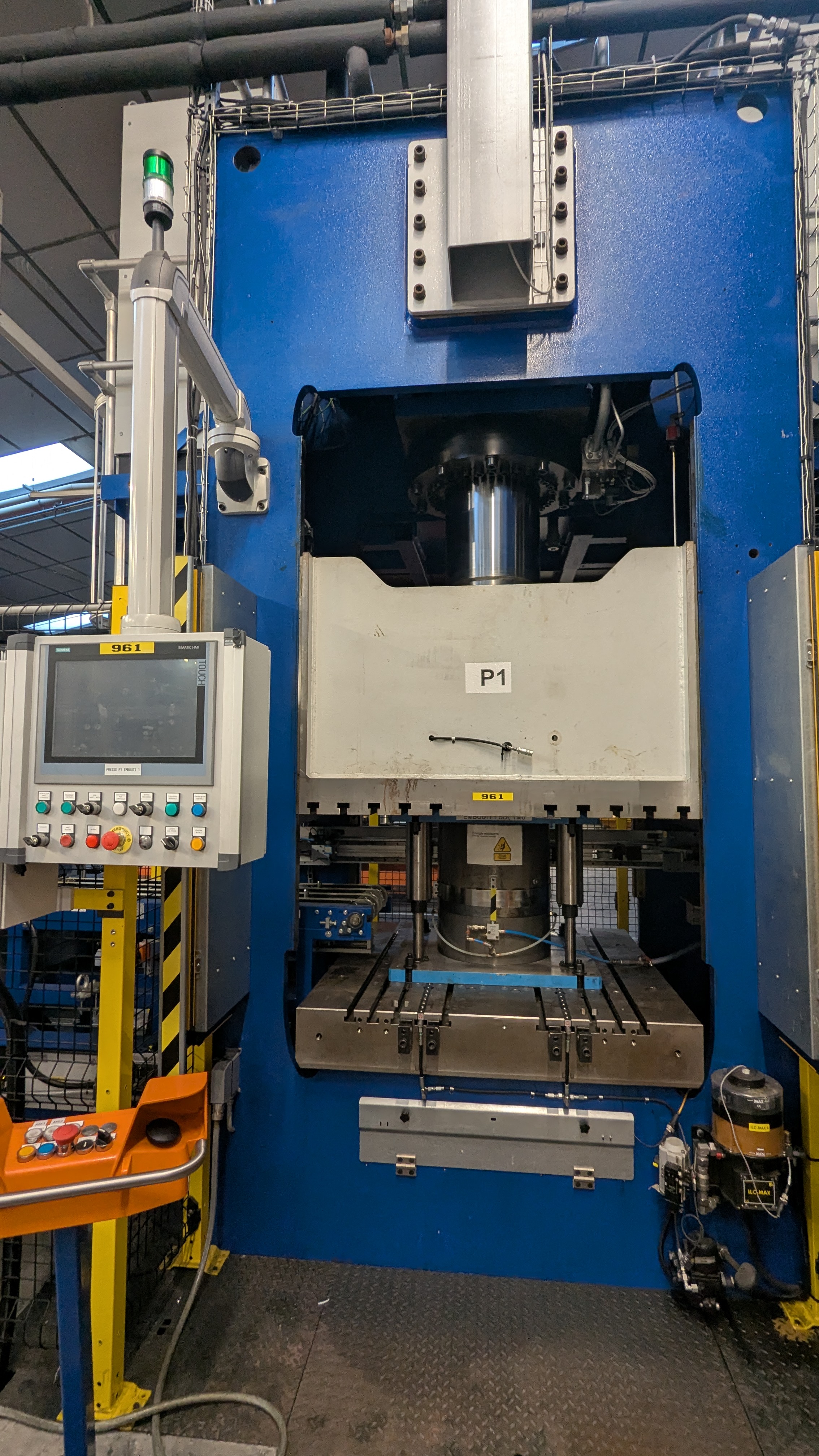 HYDRAULICO Presse hydraulique TAP 400/150/50-1250x1250 Faible nombre d'heures