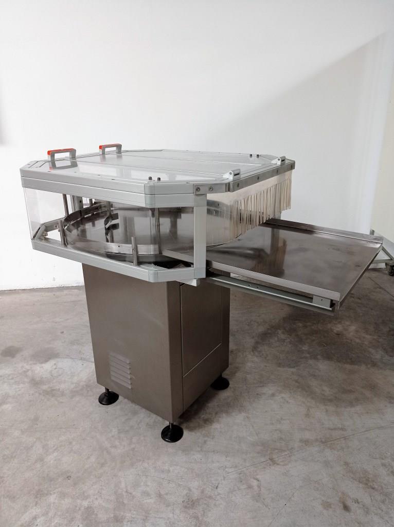 Distributeur FARMOMAC F.31