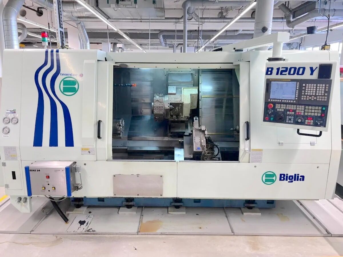 Tour motorisé cnc Biglia B1200Y d'occasion