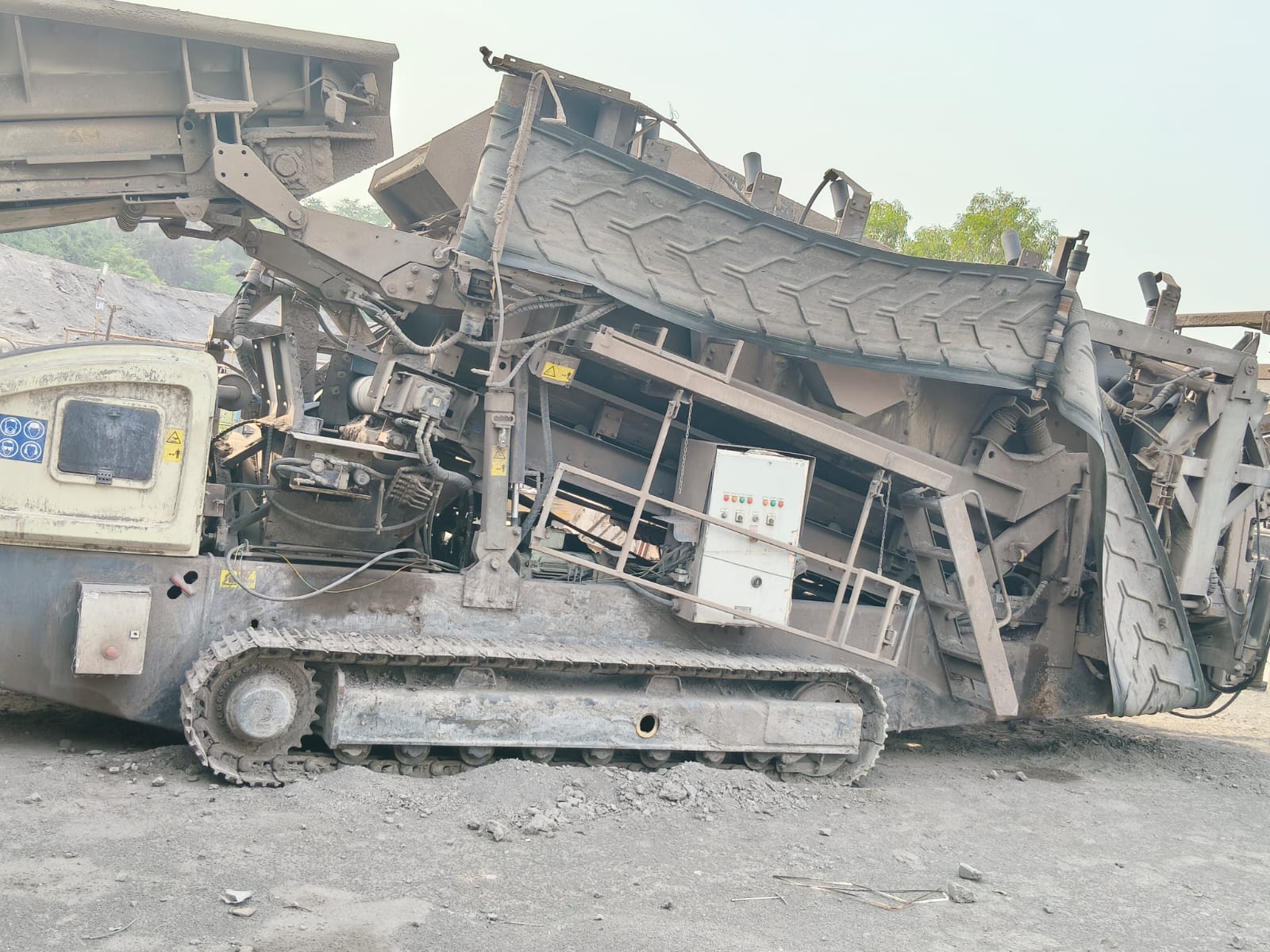 Écran mobile monté sur rails METSO OUTOTEC ST 2.8E Hot deal