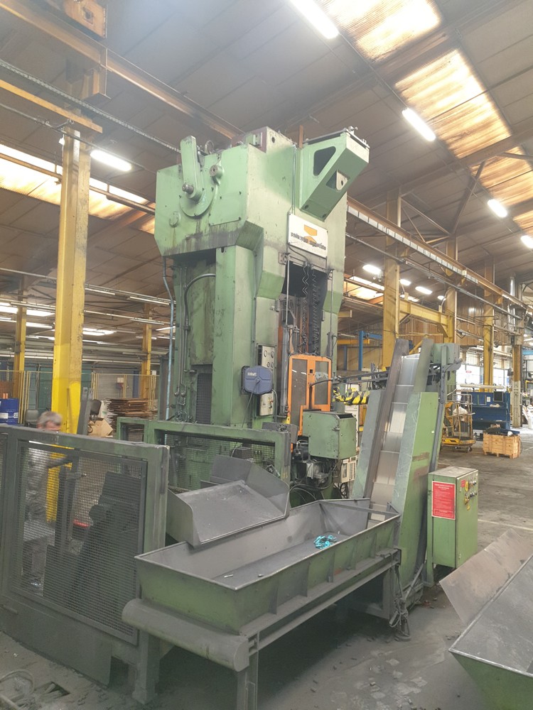 Presse verticale de forge à froid 250T Colombo Agostino 108.250