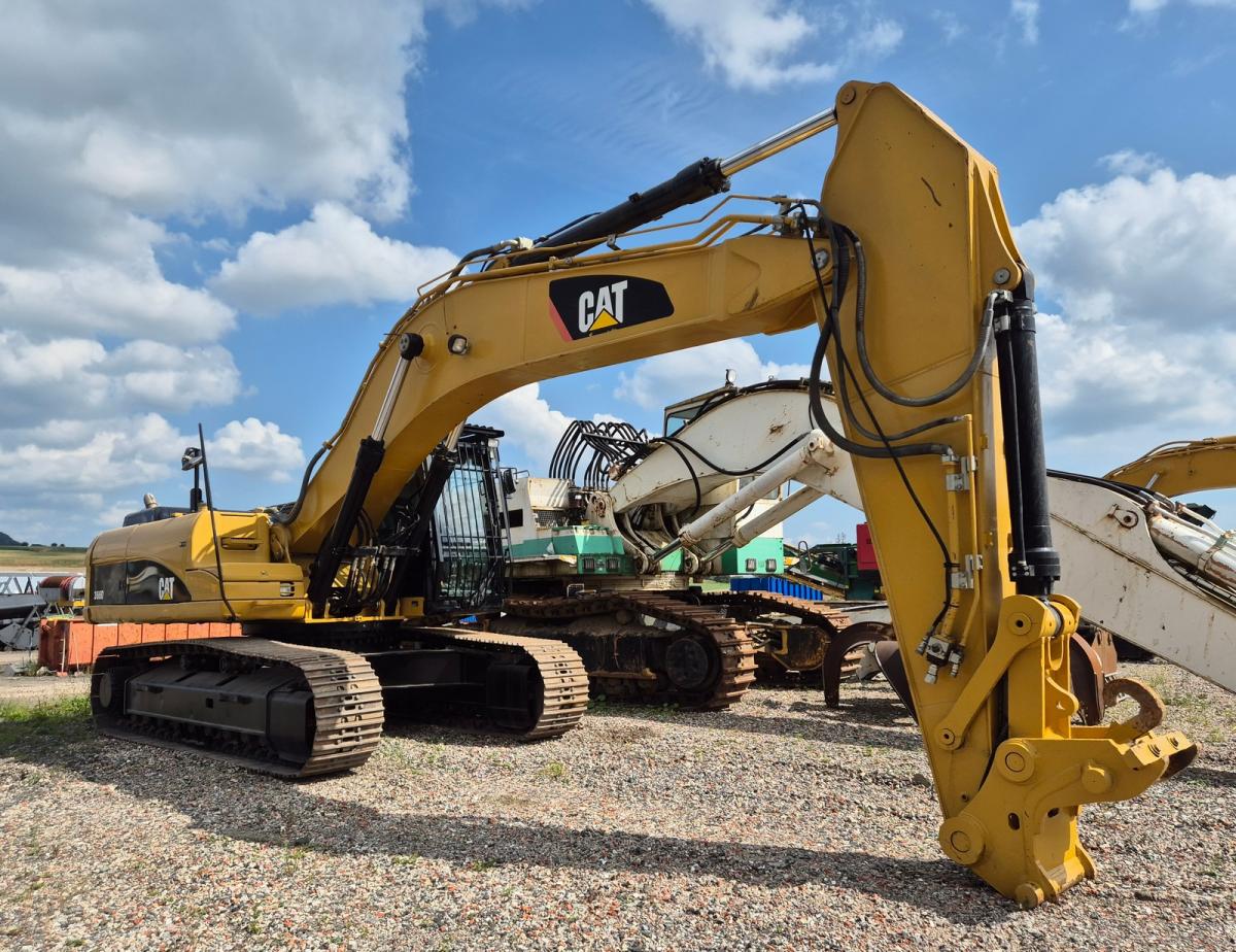 Excavateur Caterpillar 336D LN