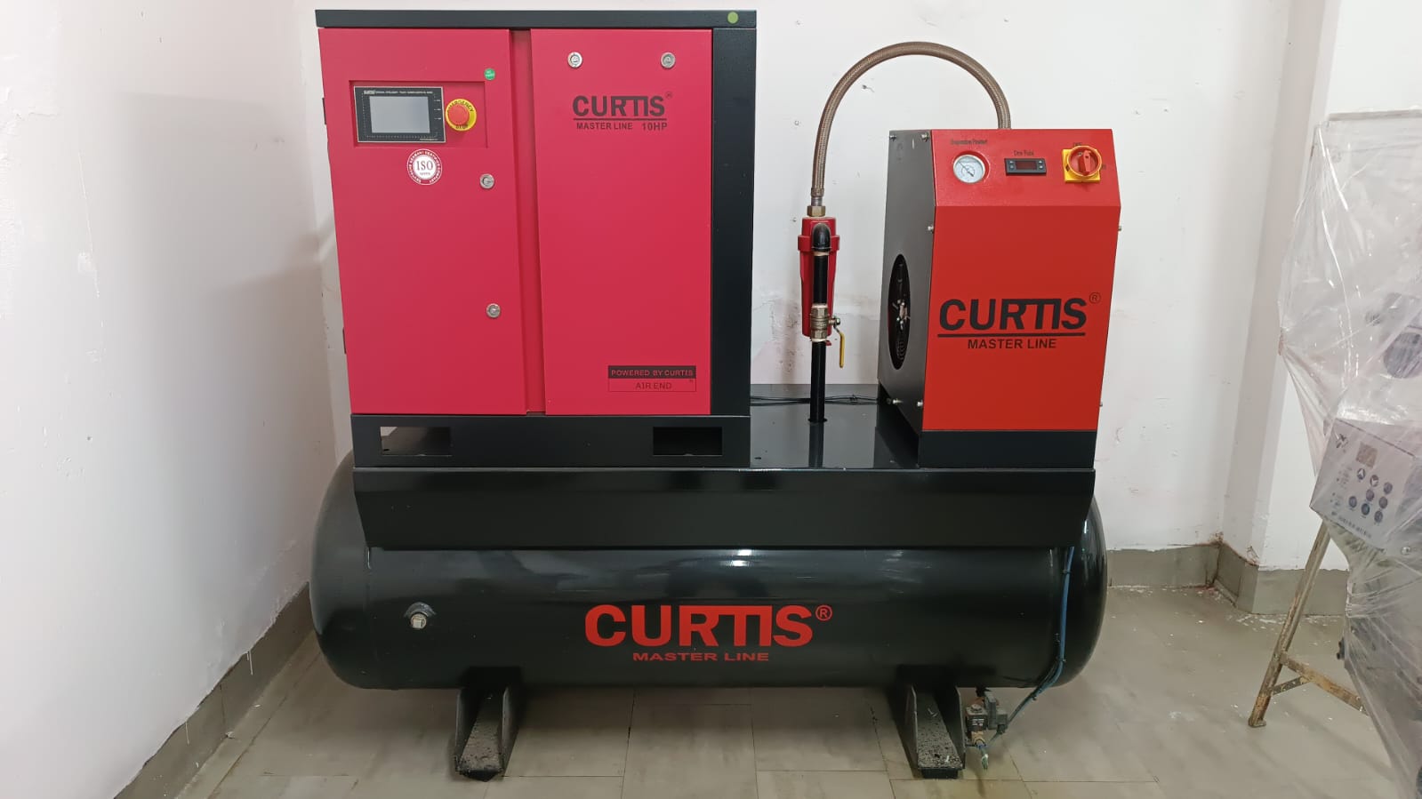 Compresseur d'air à vis Curtis de 10 HP avec réservoir de 500 L et cabine insonorisée Faible nombre d'heures