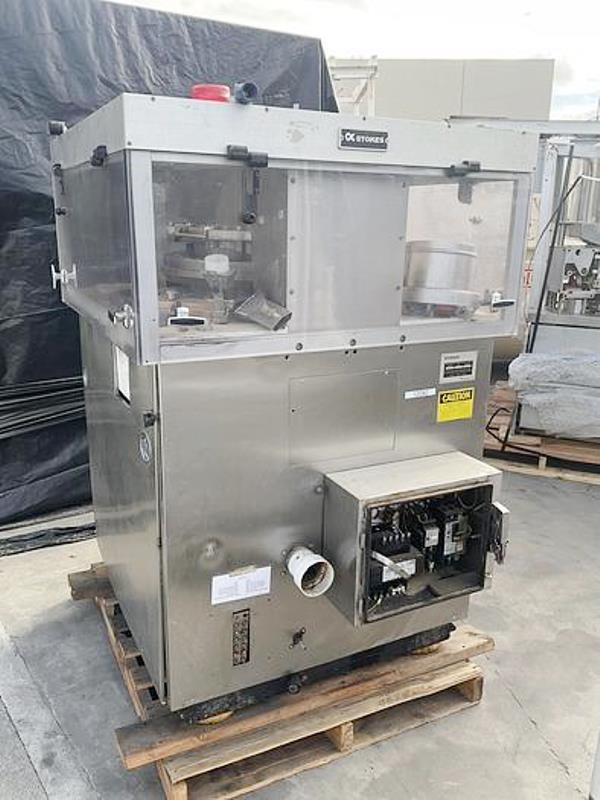 Presse à comprimés rotative Stokes 900-328-2 à 33 stations