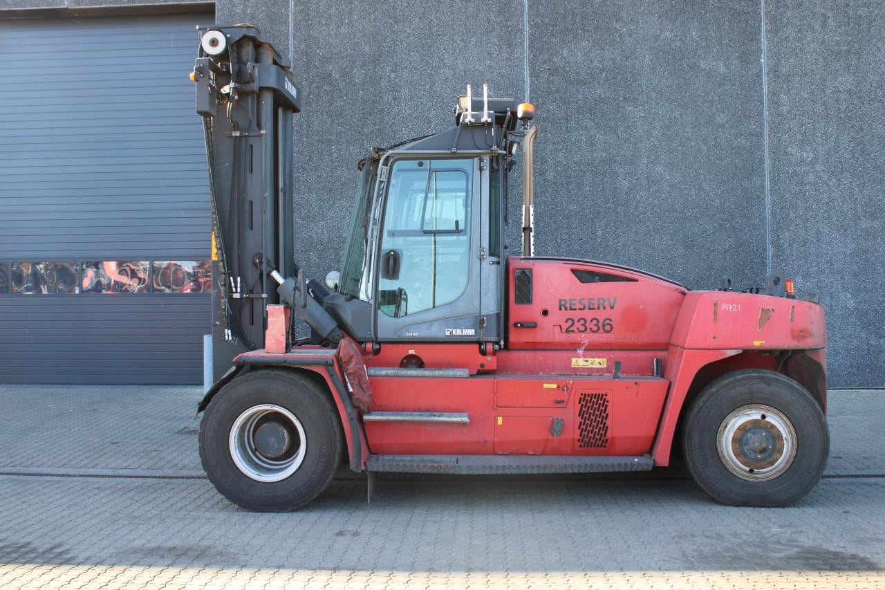 Chariot élévateur diesel Kalmar DCG160-12