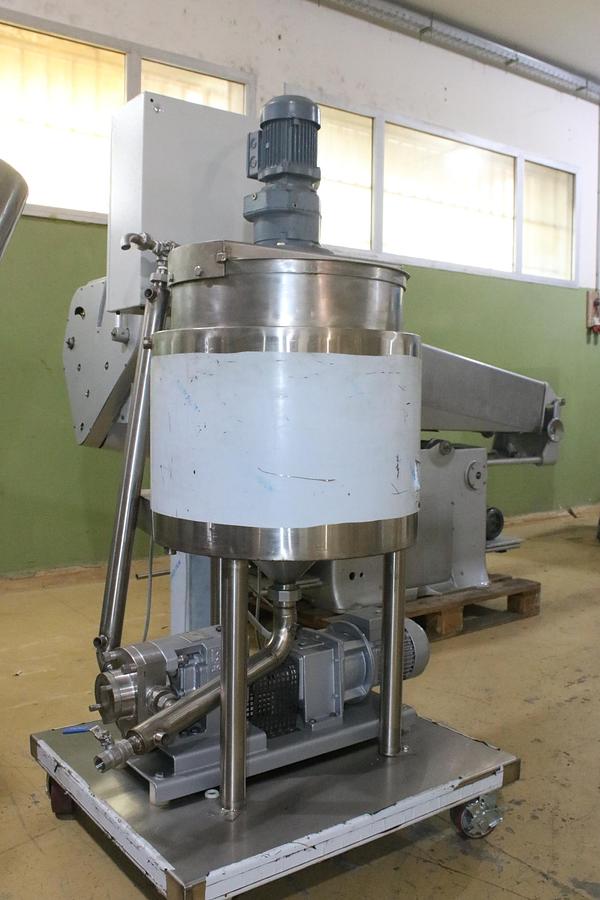 Remplisseuse industrielle pour bonbons, sirops et confiseries fourrées de liquide