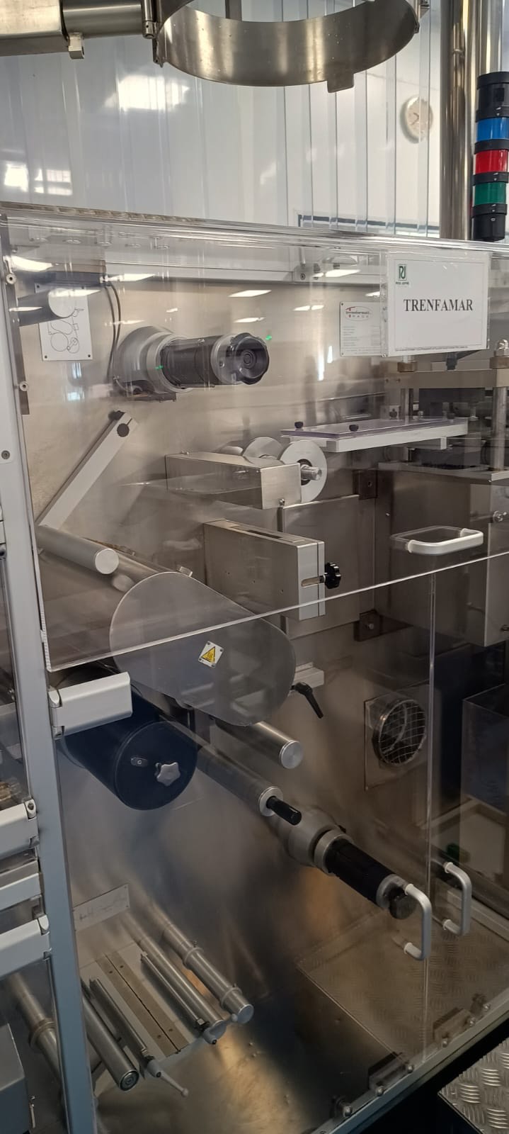 Machine à emballer sous blister FAMAR + encartonneuse TECNOFORMATI