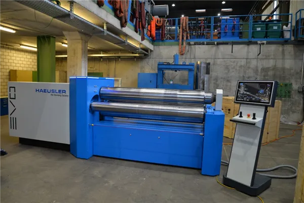 Rouleuse de tôle à 4 rouleaux Haeusler 4-Roll EVO