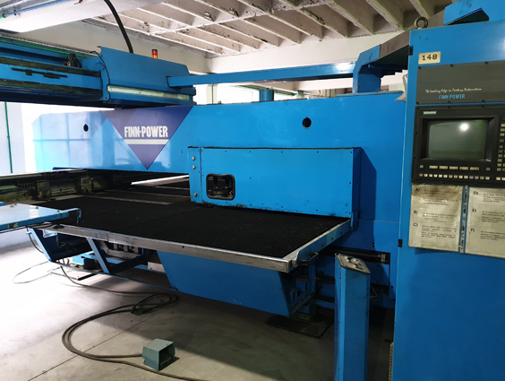 Poinçonneuse CNC Finn Power 1994