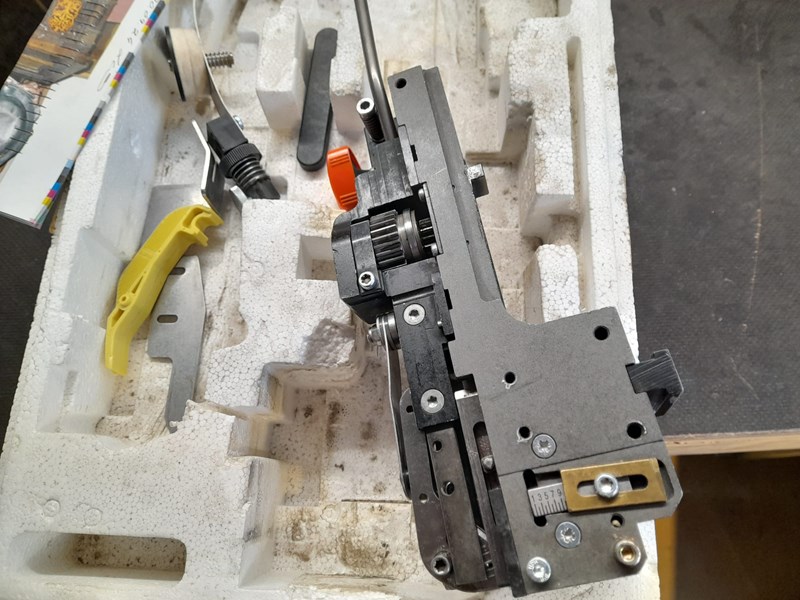 Piqueuse à cheval Hohner Stitching Head 43/6S