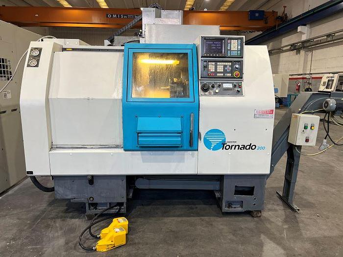 Tour motorisé cnc Colchester TORNADO 200 d'occasion