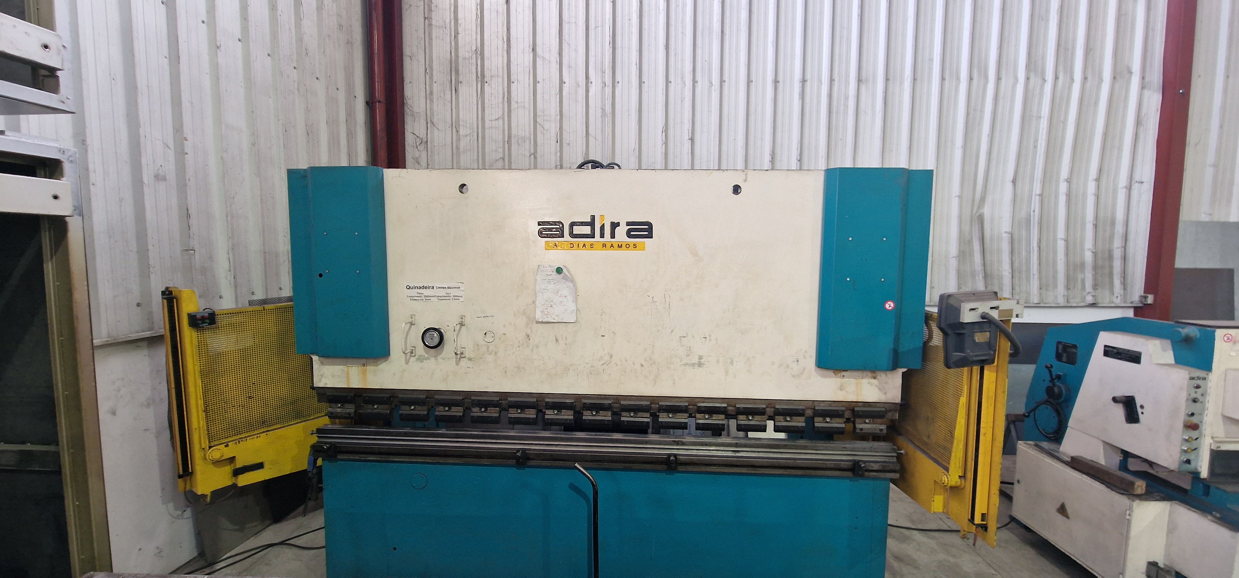 Presse plieuse Adira Qhd-10030